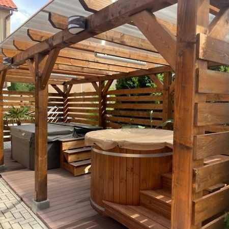 Oeskarszt Apartman Urkut Extérieur photo